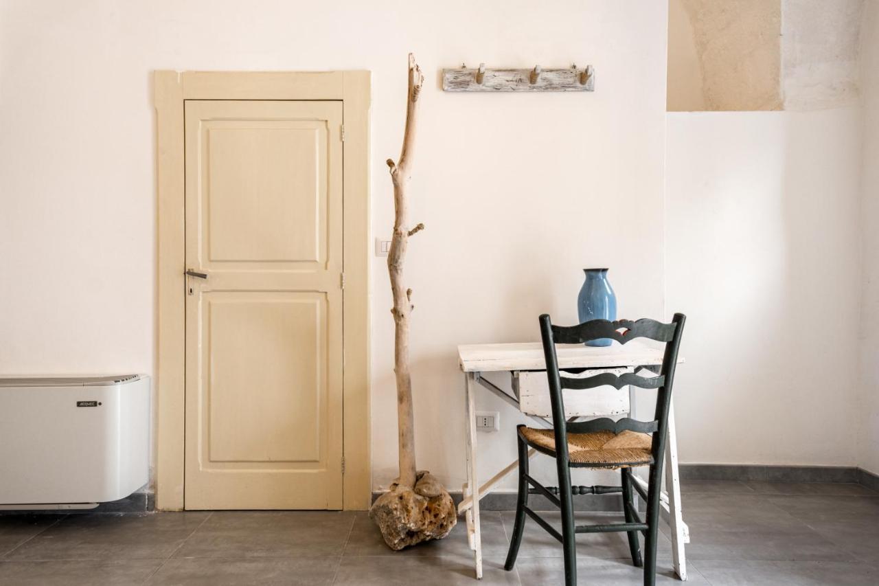 La Casa Nel Vico Pretty Apartment Ostuni Eksteriør bilde